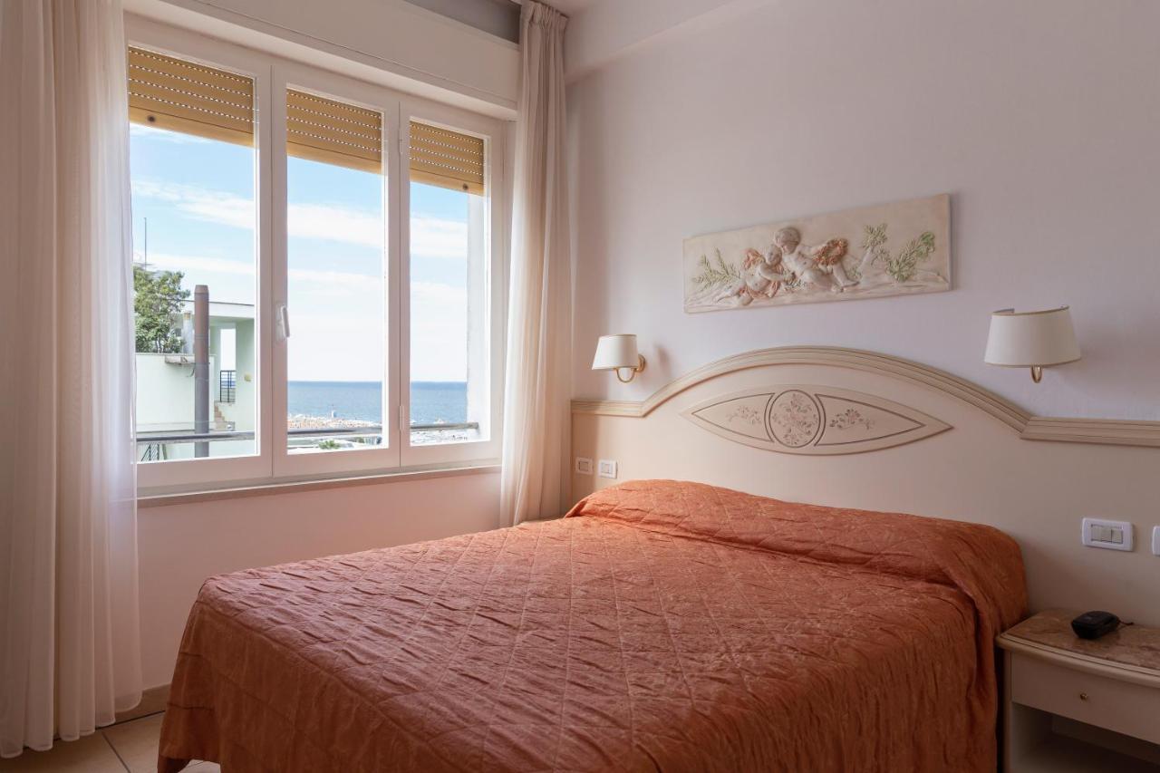 Hotel Mocambo Milano Marittima Exteriér fotografie